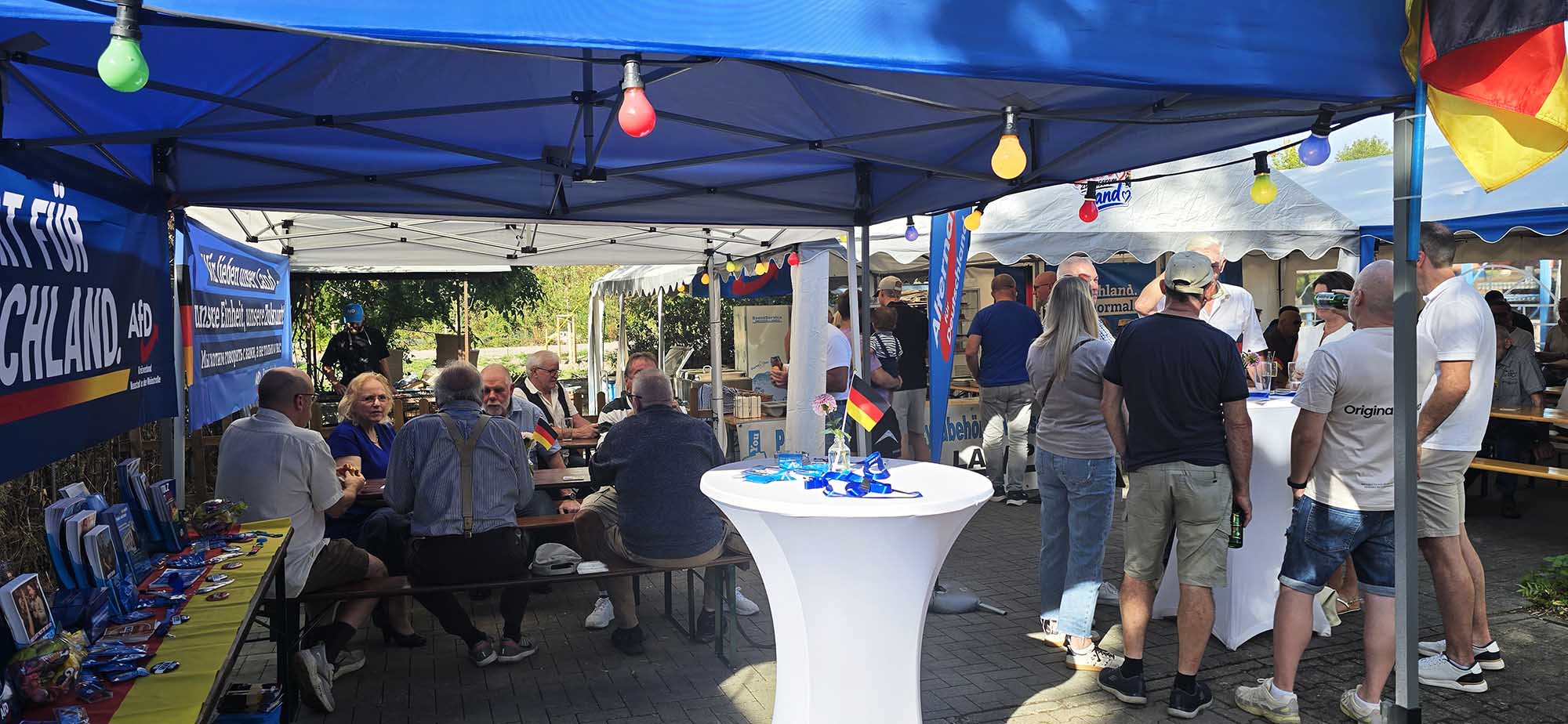 Außenbereich des AfD Wahlabends in Neustadt an der Weinstraße